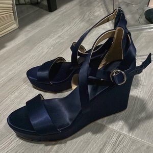 DKNY wedge never worn